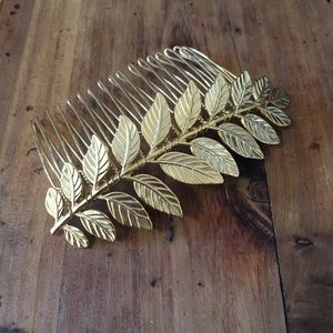 🖤3/$15 Beautiful Leaf Hair Comb ✨